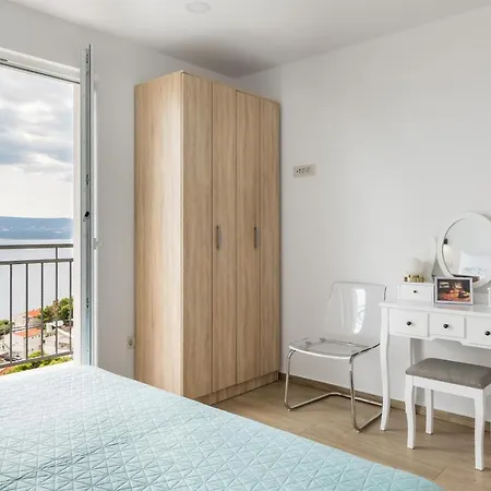 Bona Fide Sea View * Mimice