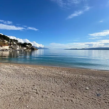 Bona Fide Sea View *